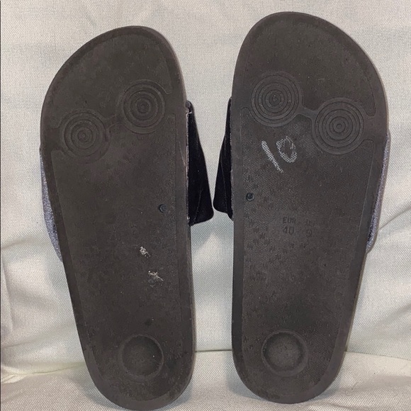 chain slides - Picture 2 of 2